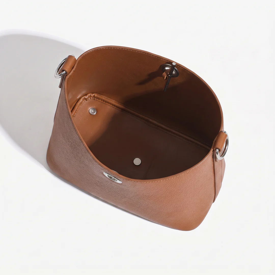 Aria Ring Bucket Bag - Image 5