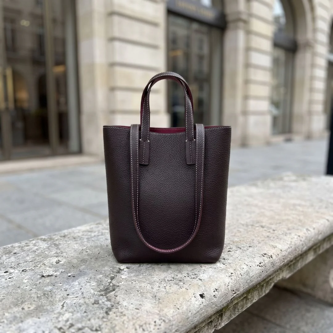 Audrey Contrast Bucket Tote - Image 14