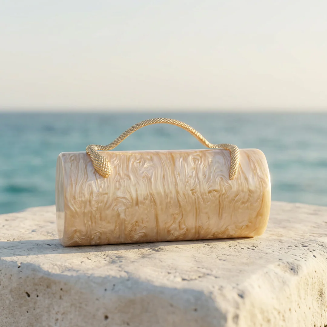 Maren Acrylic Clutch Bag - Image 20