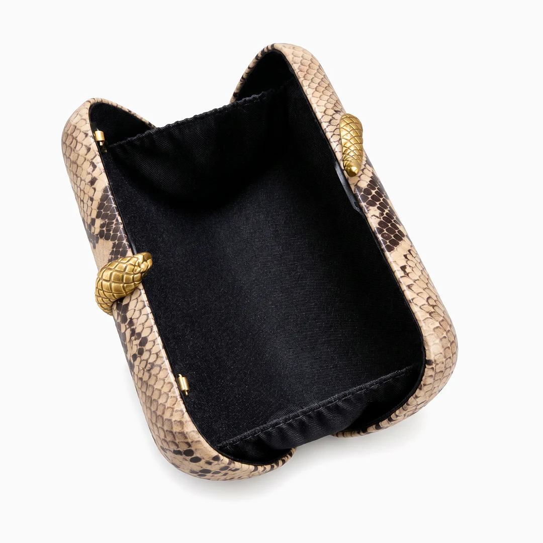 Medusa Clutch - Image 12