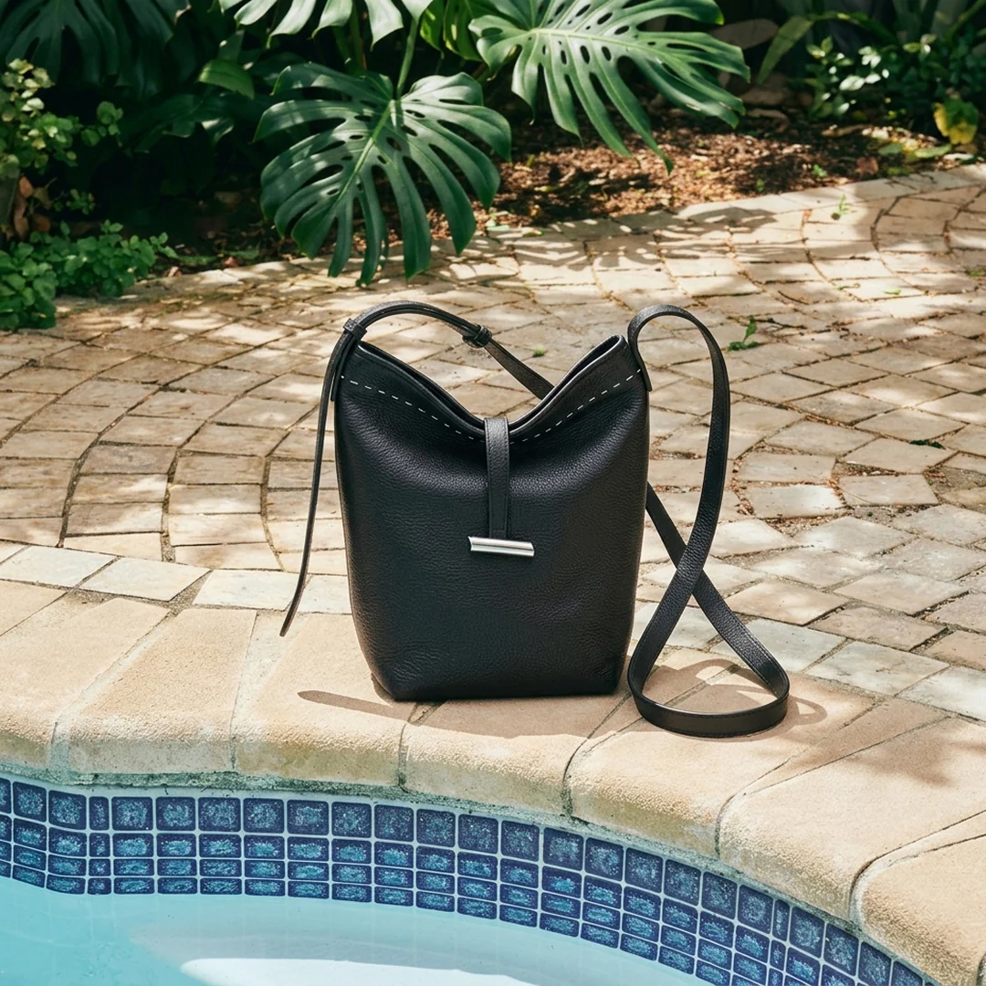 Remi Hobo Shoulder Bag - Image 4